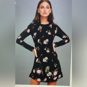 Lulus NWT black floral print dress S